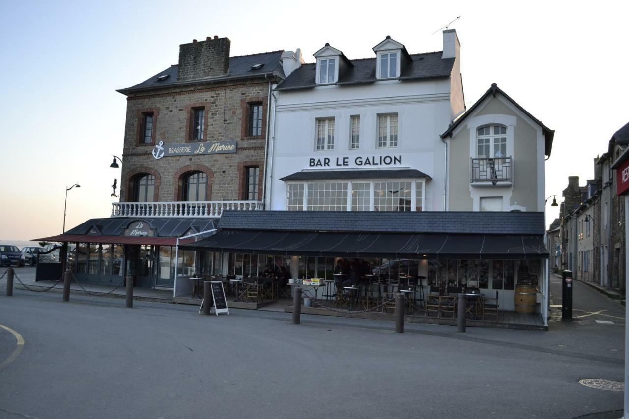 Vue Sur Mer Cancale Kültér fotó